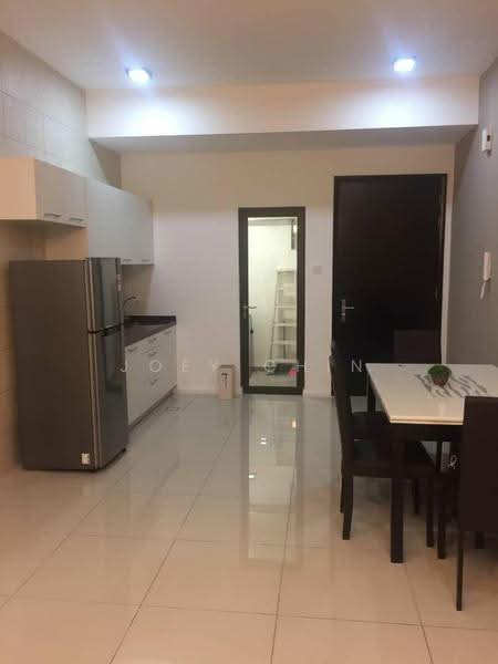 Condominium for Sale at The WaterEdge (Pinggiran Air) - Joey Chin - Kitchen - PropertyGuru.com.my