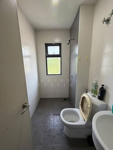 Rumah Banglo untuk Dijual di Shah Alam (Selangor) - Khairul Syafiq - Bathroom - PropertyGuru.com.my