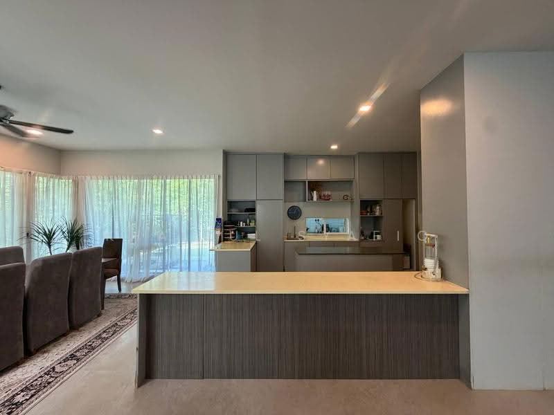 Rumah Banglo untuk Dijual di Shah Alam (Selangor) - Khairul Syafiq - Kitchen - PropertyGuru.com.my