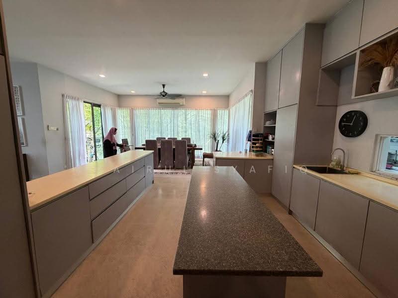 Rumah Banglo untuk Dijual di Shah Alam (Selangor) - Khairul Syafiq - Kitchen - PropertyGuru.com.my