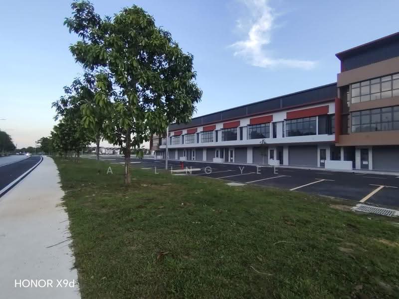 Shop / Office for Rent in Bandar Rimbayu (Telok Panglima Garang) - Ai Ling Yee - Exterior - PropertyGuru.com.my