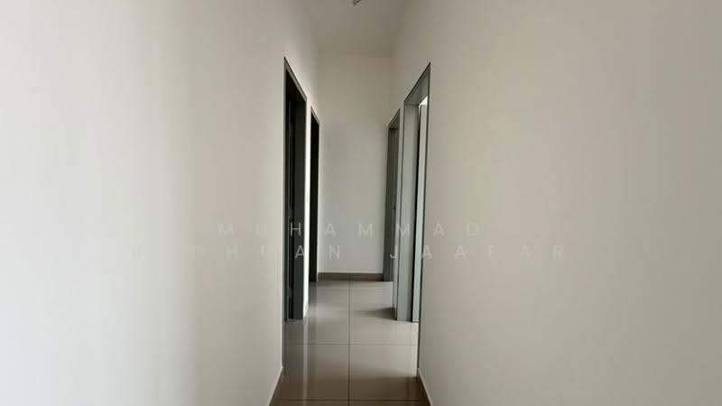 Apartment for Sale at Intana Ria 3 - Muhammad Ridhuan Jaafar - Corridor - PropertyGuru.com.my