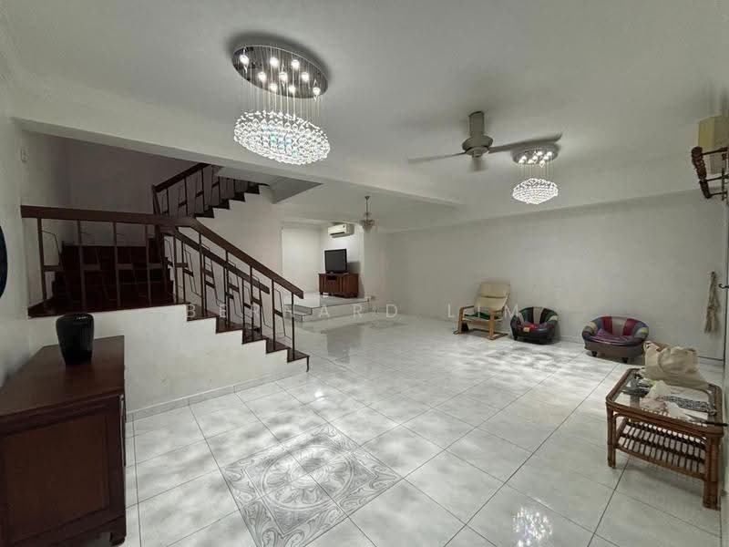 2-storey Terraced House for Rent in Taman Pelangi (Johor Bahru) - Bernard Lim - PropertyGuru.com.my