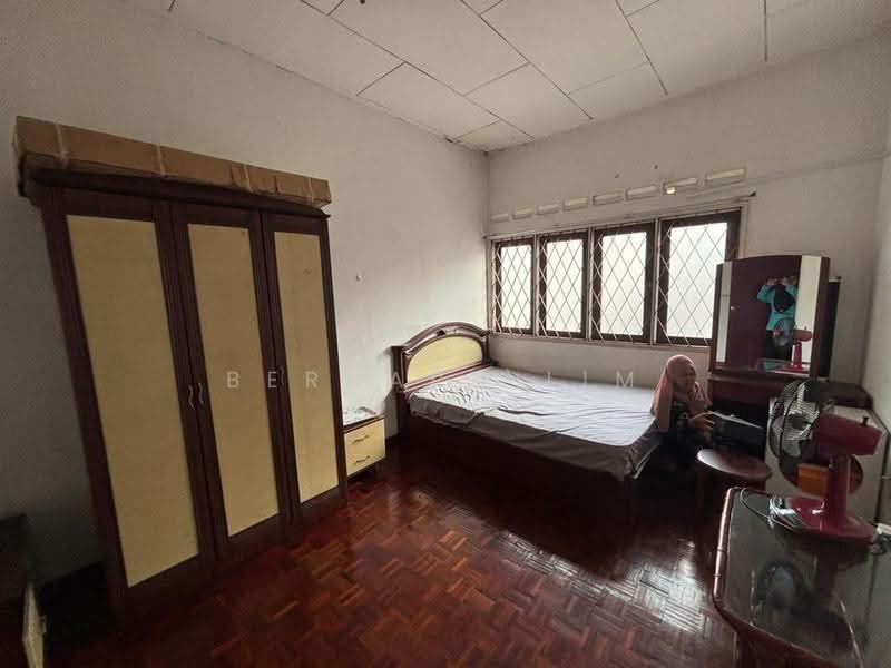 2-storey Terraced House for Rent in Taman Pelangi (Johor Bahru) - Bernard Lim - PropertyGuru.com.my