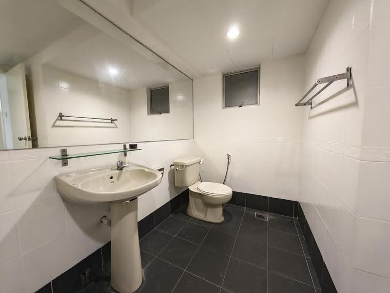Condominium for Sale at Shang Villa - Kho Daniel - Bathroom - PropertyGuru.com.my