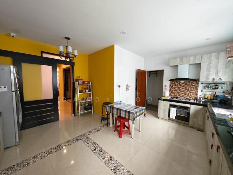 Rumah Teres 3-Tingkat untuk Dijual di Taman Taming Indah 2 (Bandar Sungai Long) - Candy Soon - Kitchen - PropertyGuru.com.my
