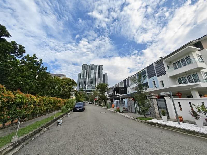 Rumah Teres 3-Tingkat untuk Dijual di Taman Taming Indah 2 (Bandar Sungai Long) - Candy Soon - Exterior - PropertyGuru.com.my