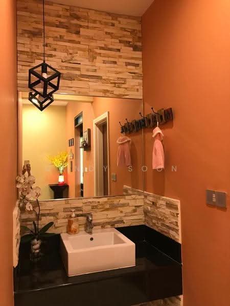 Rumah Teres 3-Tingkat untuk Dijual di Taman Taming Indah 2 (Bandar Sungai Long) - Candy Soon - Bathroom - PropertyGuru.com.my