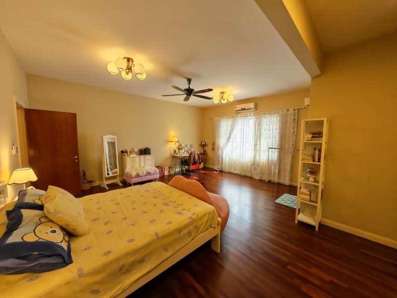 Rumah Teres 3-Tingkat untuk Dijual di Taman Taming Indah 2 (Bandar Sungai Long) - Candy Soon - Bedroom - PropertyGuru.com.my