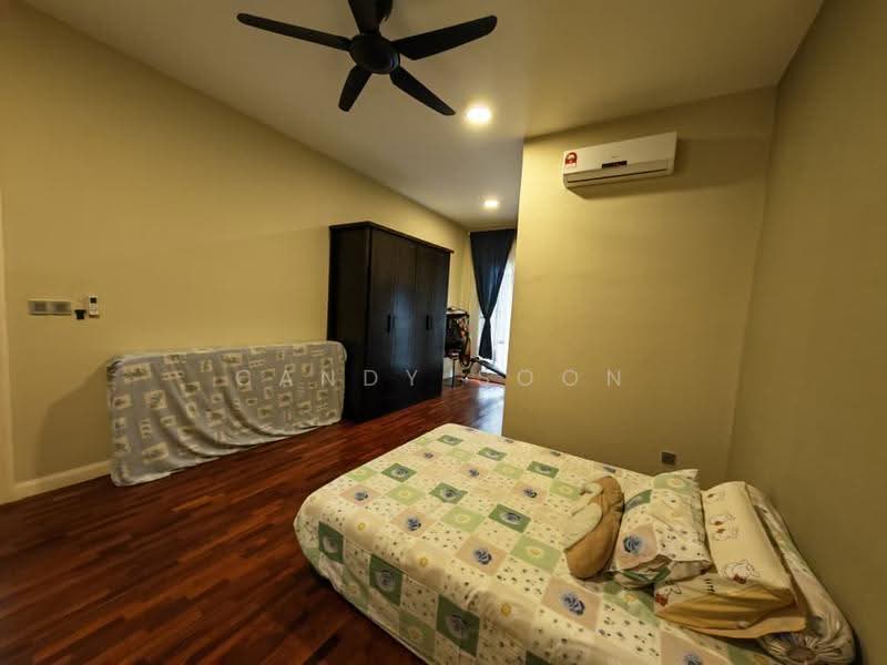 Rumah Teres 3-Tingkat untuk Dijual di Taman Taming Indah 2 (Bandar Sungai Long) - Candy Soon - Bedroom - PropertyGuru.com.my