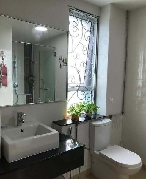 Rumah Teres 3-Tingkat untuk Dijual di Taman Taming Indah 2 (Bandar Sungai Long) - Candy Soon - Bathroom - PropertyGuru.com.my