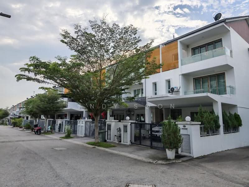 Rumah Teres 3-Tingkat untuk Dijual di Taman Taming Indah 2 (Bandar Sungai Long) - Candy Soon - Exterior - PropertyGuru.com.my
