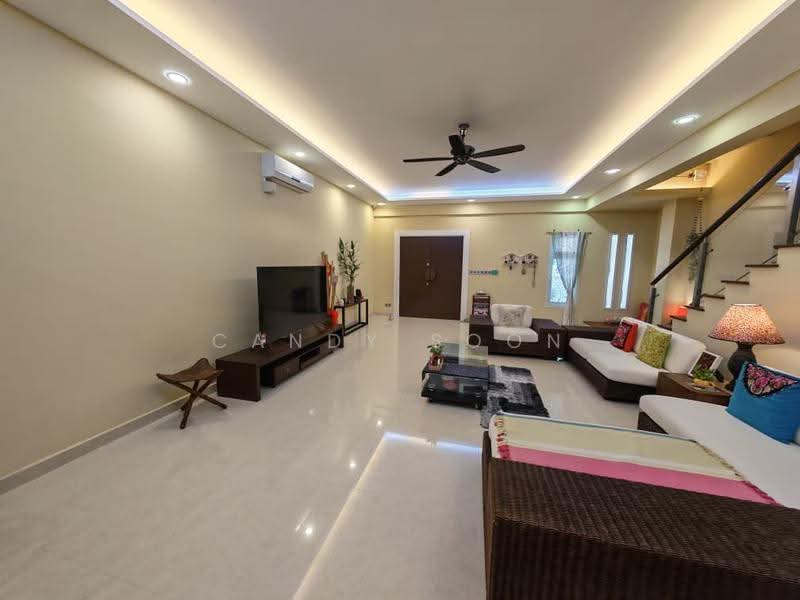 Rumah Teres 3-Tingkat untuk Dijual di Taman Taming Indah 2 (Bandar Sungai Long) - Candy Soon - Living Room - PropertyGuru.com.my
