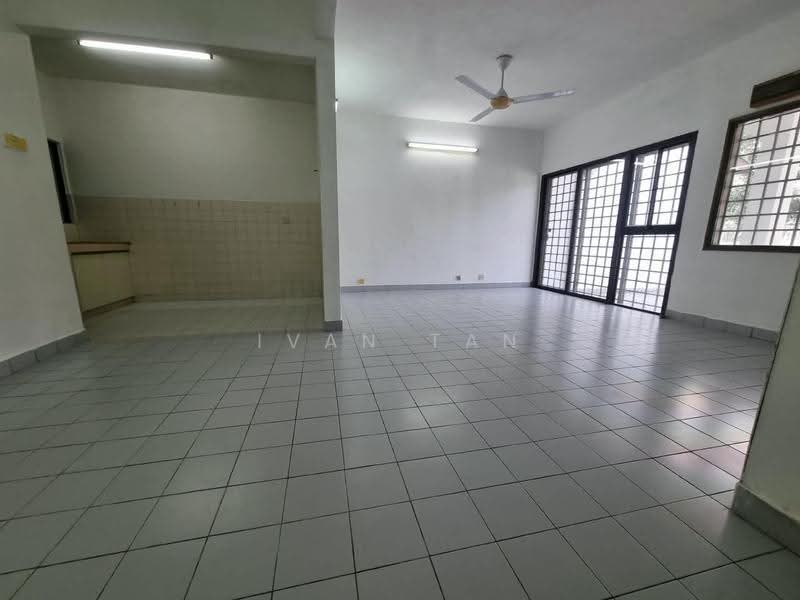 Terraced House for Sale in Usj 2 (Subang Jaya) - Ivan Tan - Living Room - PropertyGuru.com.my