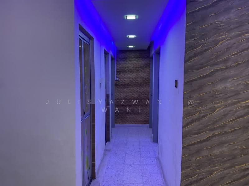 Pangsapuri untuk Disewa di Kenanga Apartment - Julisyazwani @ Wani - Corridor - PropertyGuru.com.my