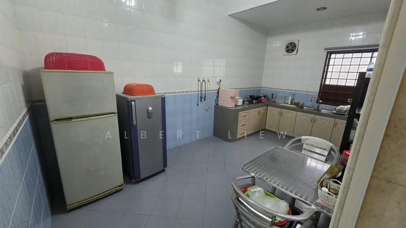 Rumah Teres 2-Tingkat untuk Dijual di Jementah (Johor) - Albert Liew - Kitchen - PropertyGuru.com.my