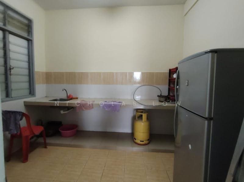 Apartment for Rent at Indah Court Apartment - Nicholas Low - Kitchen - PropertyGuru.com.my