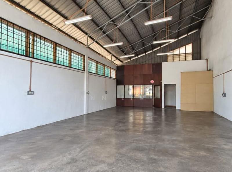 Kilang untuk Disewa di Taman Iks Paya Rumput (Paya Rumput) - Ann Lim - Interior - PropertyGuru.com.my