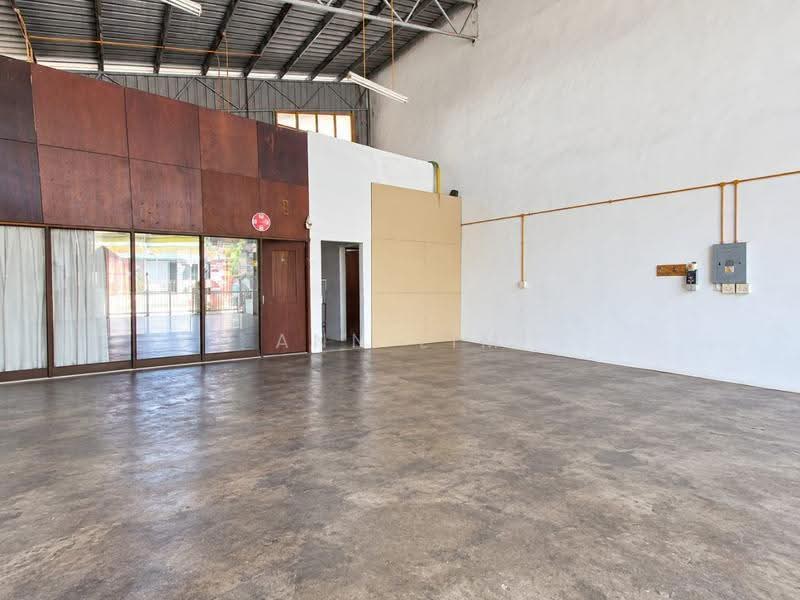 Kilang untuk Disewa di Taman Iks Paya Rumput (Paya Rumput) - Ann Lim - Interior - PropertyGuru.com.my
