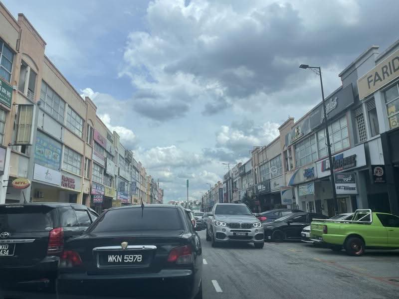 Shop for Rent in Ampang (Kuala Lumpur) - Penny Yong - Exterior - PropertyGuru.com.my