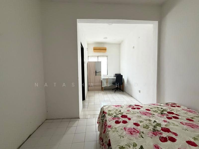 2-storey Terraced House for Rent in Usj 1 (Subang Jaya) - Natasha Shadan - Bedroom - PropertyGuru.com.my
