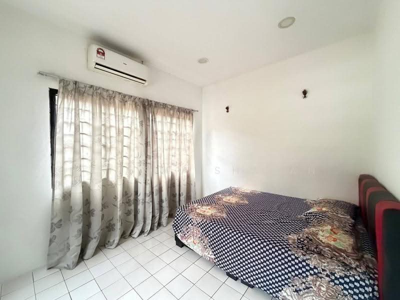 2-storey Terraced House for Rent in Usj 1 (Subang Jaya) - Natasha Shadan - Bedroom - PropertyGuru.com.my