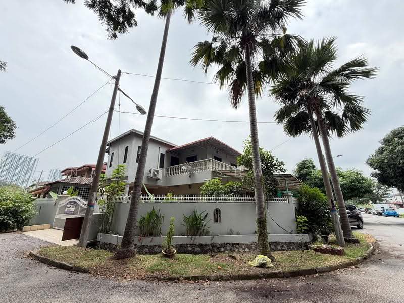 2-storey Terraced House for Rent in Usj 1 (Subang Jaya) - Natasha Shadan - Exterior - PropertyGuru.com.my
