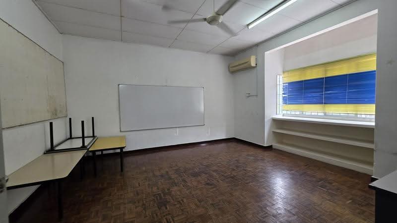 Terraced House for Sale in Kota Kemuning (Shah Alam) - J J - PropertyGuru.com.my