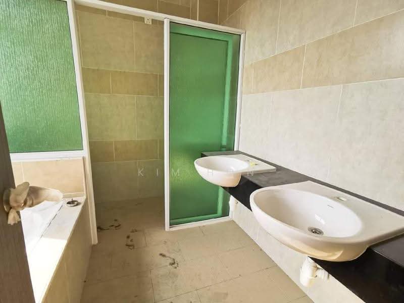 2-storey Terraced House for Sale in Kulai (Johor) - Kim Hon - Bathroom - PropertyGuru.com.my