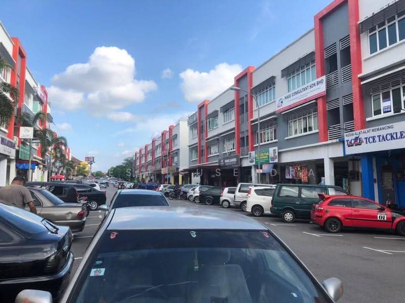 Kedai / Pejabat untuk Dijual di Taman Bukit Dahlia (Pasir Gudang) - Vinesh Susendran - PropertyGuru.com.my
