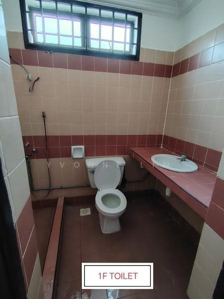 2-storey Terraced House for Sale in Taman Mount Austin (Tebrau) - Yvonne Lim - Bathroom - PropertyGuru.com.my