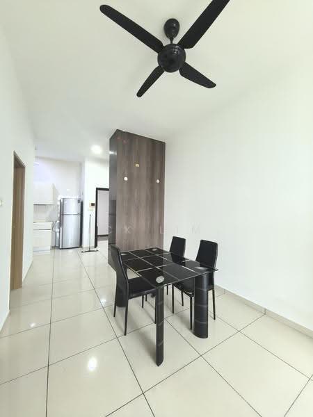 Kediaman Servis untuk Disewa di D'Summit Residences - CK Lim - Dining Room - PropertyGuru.com.my