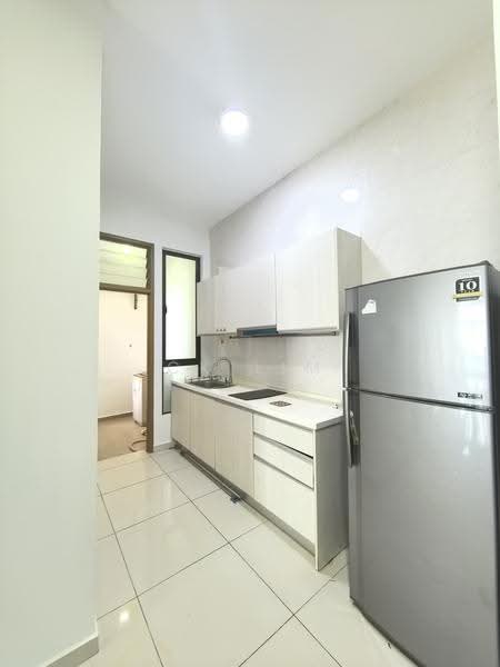 Kediaman Servis untuk Disewa di D'Summit Residences - CK Lim - Kitchen - PropertyGuru.com.my