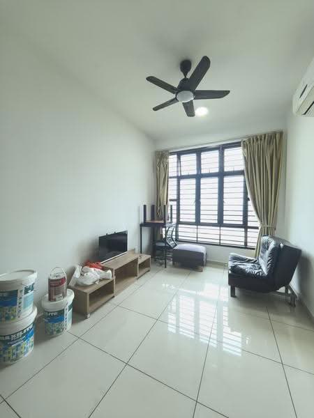 Kediaman Servis untuk Disewa di D'Summit Residences - CK Lim - Living Room - PropertyGuru.com.my