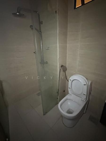 Service Residence for Rent at Crescent Bay Suites (Teluk Bayu) - Vicky Yew - Bathroom - PropertyGuru.com.my