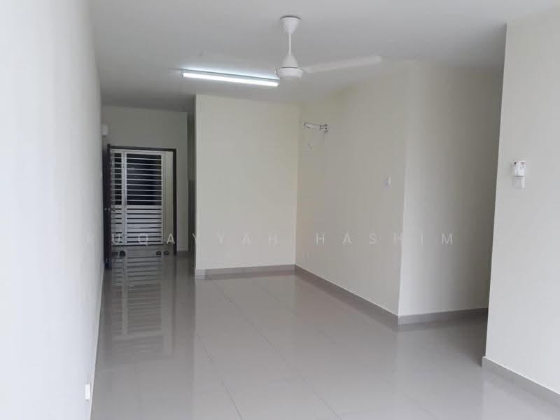 Pangsapuri untuk Dijual di Larai Apartment Presint 6 @ Putrajaya - Ruqayyah Hashim - Living Room - PropertyGuru.com.my