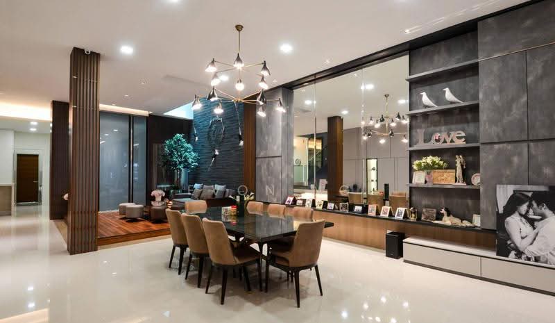 2-storey Terraced House for Sale in Seremban 2 (Negeri Sembilan) - Evon Ng - Living Room - PropertyGuru.com.my