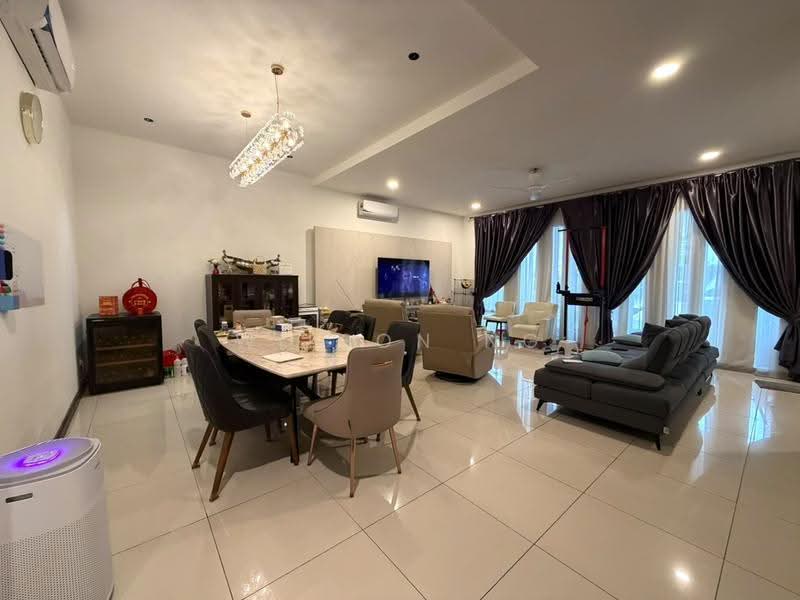 Rumah Teres 2-Tingkat untuk Disewa di Telok Panglima Garang (Selangor) - Wilson Ng - Living Room - PropertyGuru.com.my