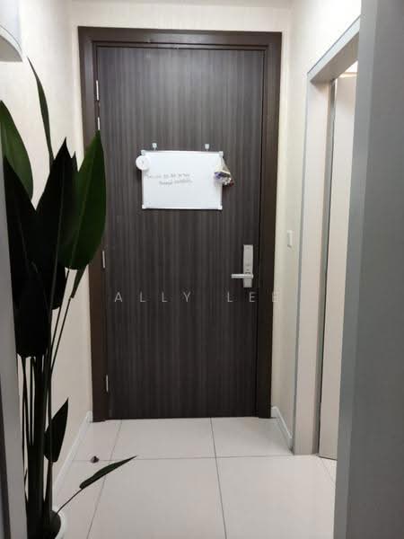 Service Residence for Rent at Residential Suites @ HighPark - Ally Lee - Entrance - PropertyGuru.com.my