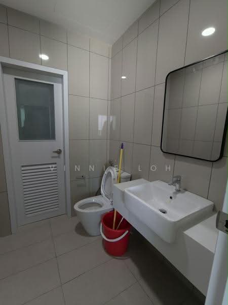 Kondominium untuk Disewa di Mezzo - Vinnie Loh - Bathroom - PropertyGuru.com.my