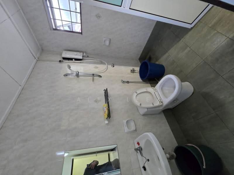 Rumah Teres 2-Tingkat untuk Disewa di Shah Alam (Selangor) - Alex Lee - Bathroom - PropertyGuru.com.my