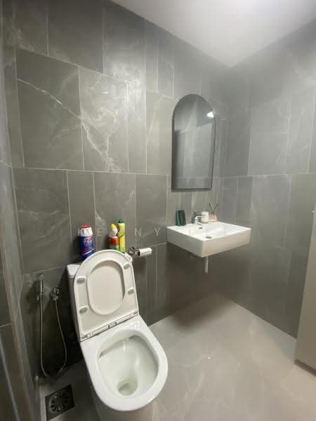 Pangsapuri untuk Disewa di Sfera - Kenny Lee - Bathroom - PropertyGuru.com.my