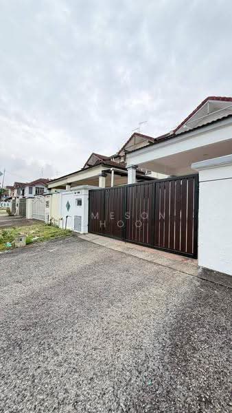 Rumah Teres 2-Tingkat untuk Dijual di Taman Mutiara Rini (Skudai) - Jameson Choo - PropertyGuru.com.my