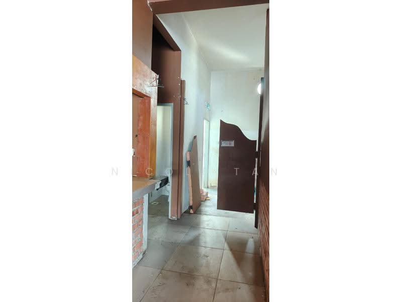 Shop for Rent in Labu (Negeri Sembilan) - Nicole Tan - Bathroom - PropertyGuru.com.my