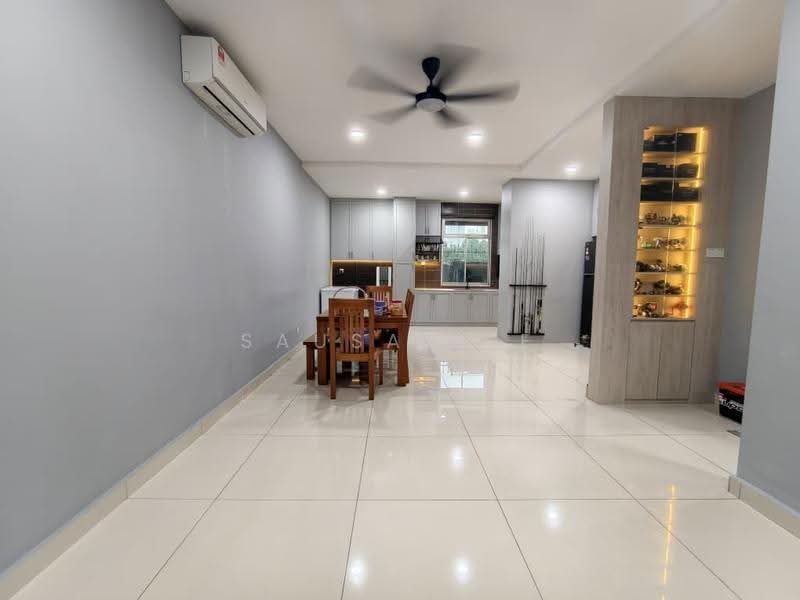 Semi-Detached House for Sale in Taman Nusa Bestari (Iskandar Puteri (Nusajaya)) - Sausa Lee - Living Room - PropertyGuru.com.my