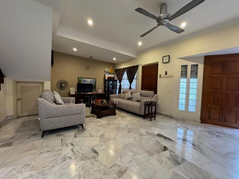 2-storey Terraced House for Sale in Tropicana (Petaling Jaya) - Ethan Swe - Living Room - PropertyGuru.com.my