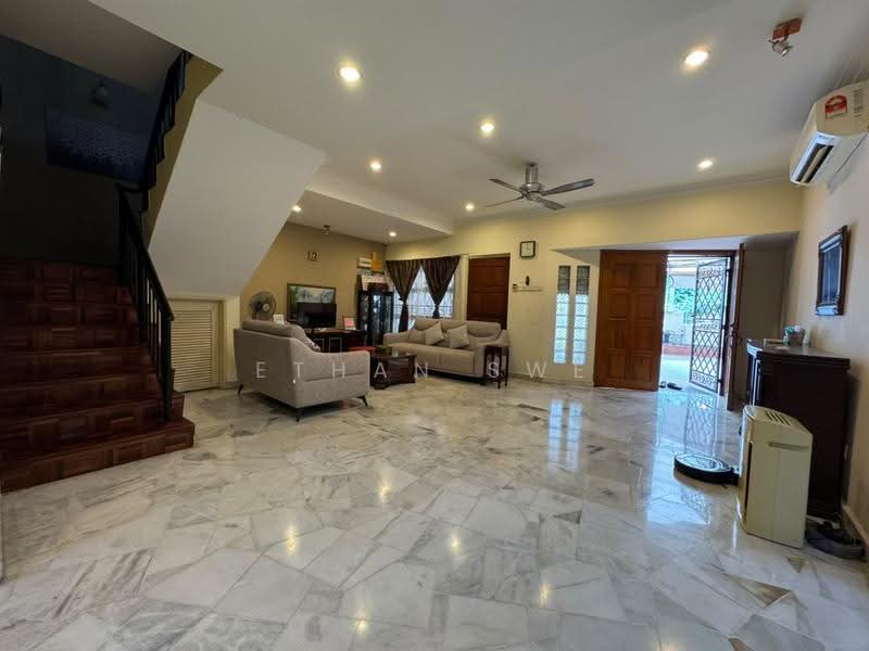 2-storey Terraced House for Sale in Tropicana (Petaling Jaya) - Ethan Swe - Living Room - PropertyGuru.com.my
