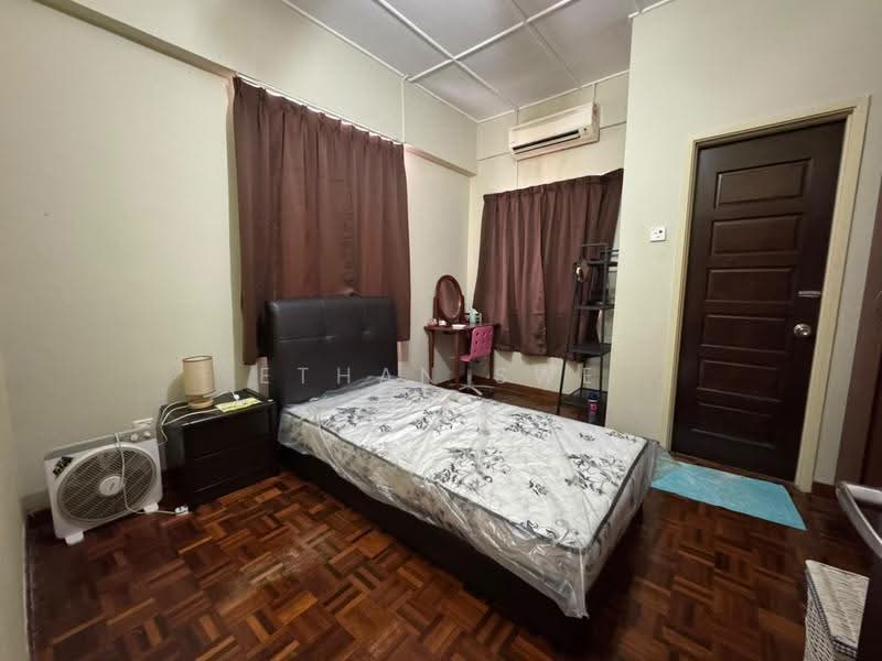 2-storey Terraced House for Sale in Tropicana (Petaling Jaya) - Ethan Swe - Bedroom - PropertyGuru.com.my