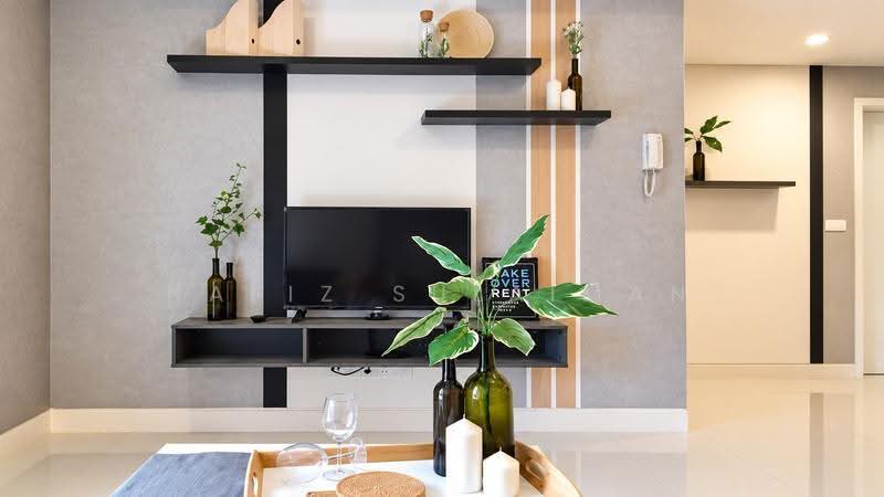 Kediaman Servis untuk Dijual di Radia Residences - Hafiz Sulaiman - Living Room - PropertyGuru.com.my