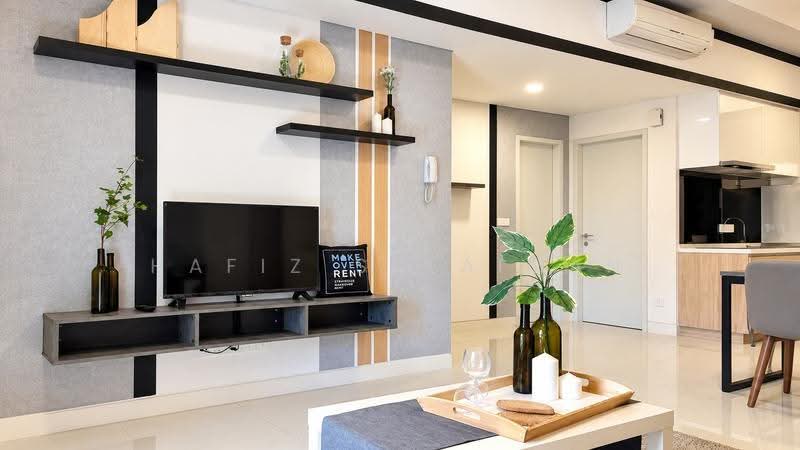 Kediaman Servis untuk Dijual di Radia Residences - Hafiz Sulaiman - Living Room - PropertyGuru.com.my